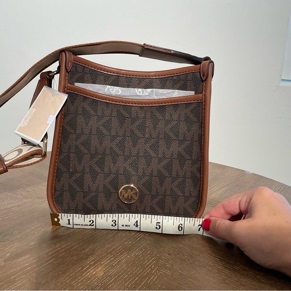 Michael Kors Brown Crossbody Bag - Picture 5 of 6